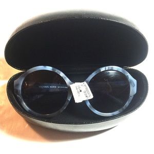 ✨Michael Kors✨ Seaside Getaway Sunglasses MK2035